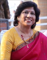  Dr Veera Lohia